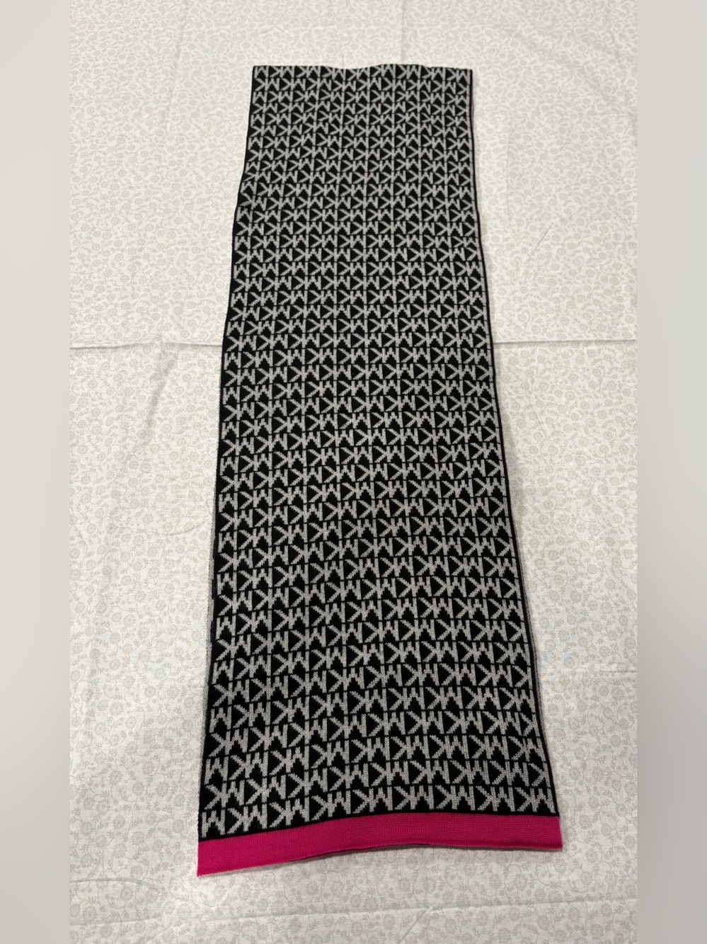 Michael Kors Women’s Knit Muffler Scarf Wool Monogram Logo Geometric 60x12